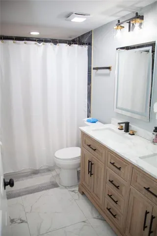 $2,400 | 2119 East Ellicott Street, Tampa, FL 33610