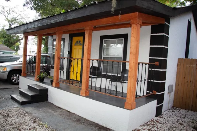 $2,400 | 2119 East Ellicott Street, Tampa, FL 33610