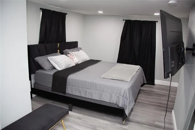 $2,400 | 2119 East Ellicott Street, Tampa, FL 33610