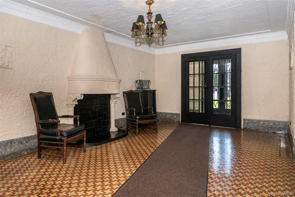 $270,000 | 1273 North Avenue, Unit 7/2G, New Rochelle, NY 10804