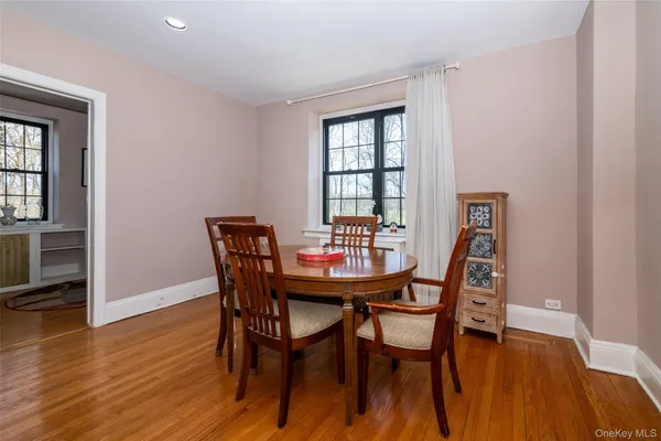 $270,000 | 1273 North Avenue, Unit 7/2G, New Rochelle, NY 10804