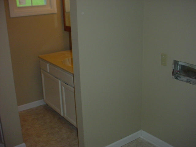 222 McKinney Road La Follette, TN 37766 - Photo 5 of 8 DSC02612