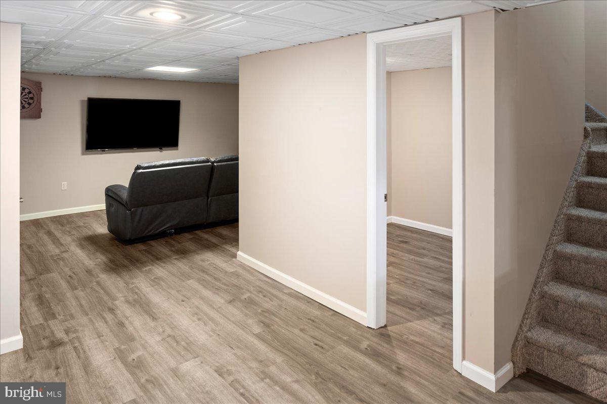 403 Player Lane Warrington, PA 18976 - Photo 30 of 42 Game-day fun area