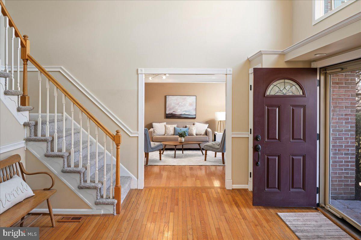 403 Player Lane Warrington, PA 18976 - Photo 3 of 42 Two story foyer