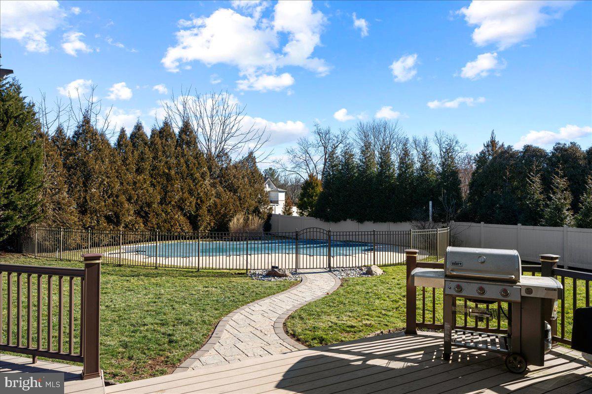 403 Player Lane Warrington, PA 18976 - Photo 35 of 42 Stunning lighted walkway 2023'