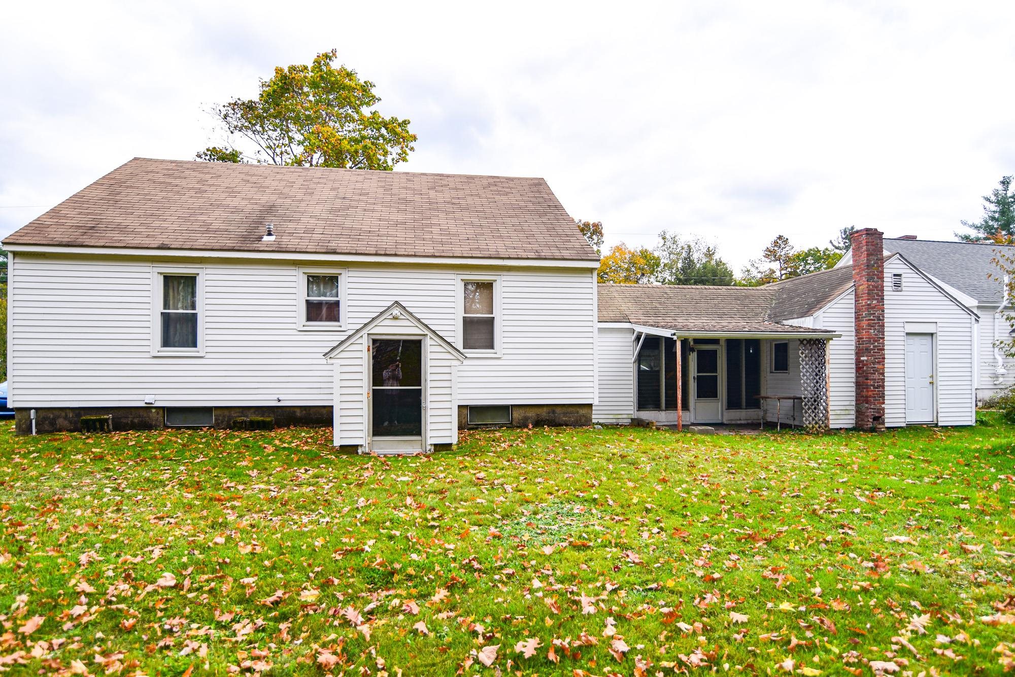 53 Harding Street Rochester, NH 03867 - Photo 4 of 13