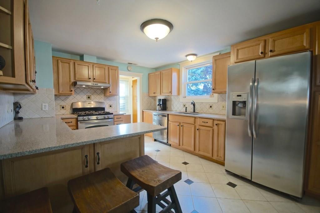 23 Sutcliffe Road Lynn, MA 01904 - Photo 11 of 36 Gallery Image 11