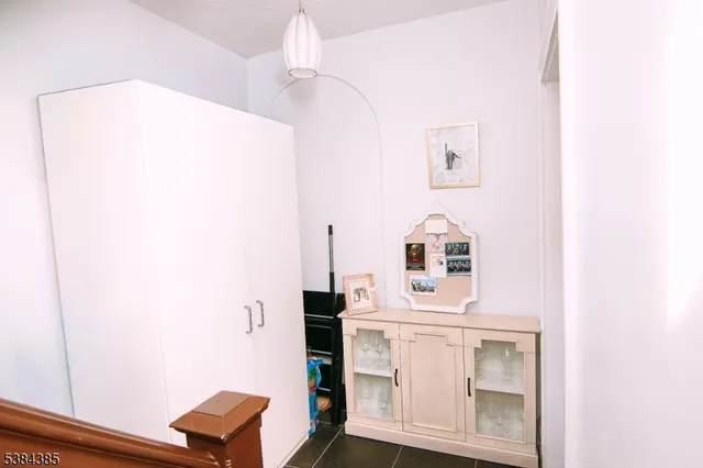 $3,100 | 306 Springfield Avenue, Unit 3, Summit, NJ 07901
