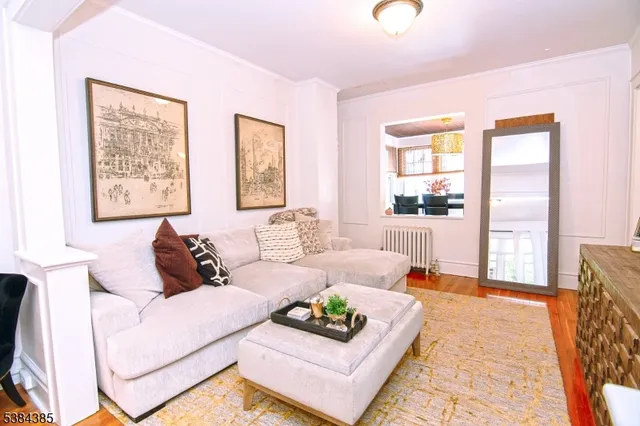 $3,100 | 306 Springfield Avenue, Unit 3, Summit, NJ 07901