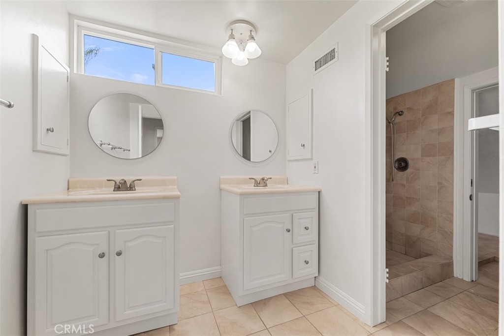 593 South Kensington Road Orange, CA 92869 - Photo 33 of 48
