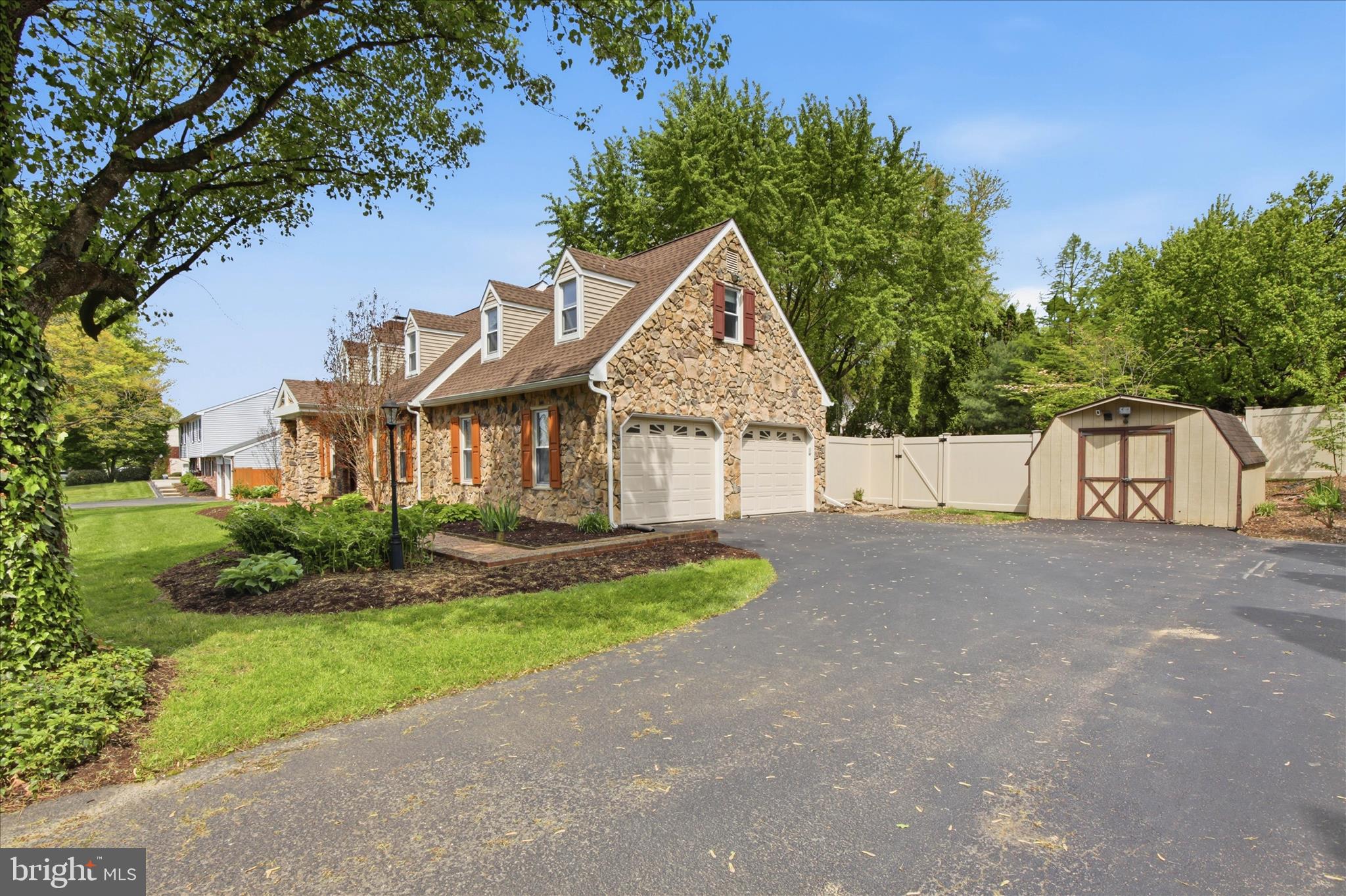 237 Delp Road Lancaster, PA 17601 - Photo 4 of 47 Gallery Image 4