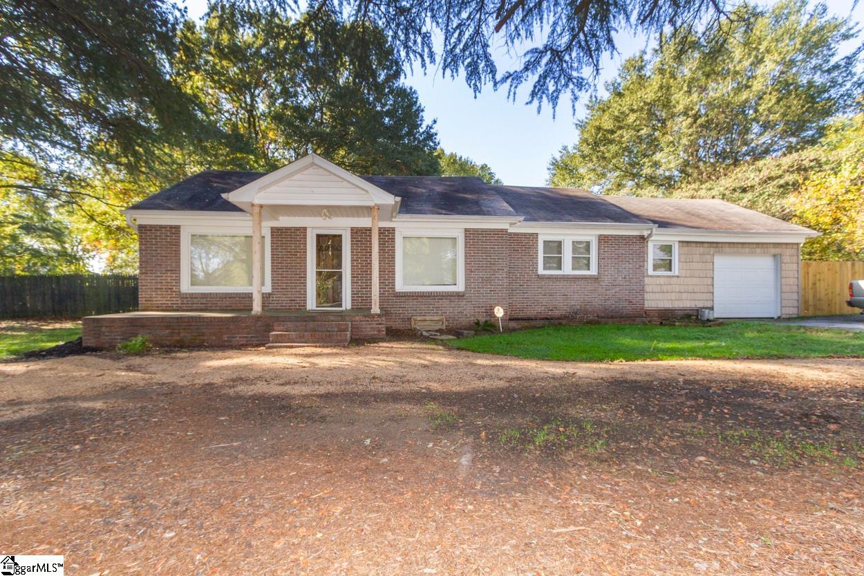 214 McNeely Road Piedmont, SC 29673 - Photo 1 of 23 Gallery Image 1