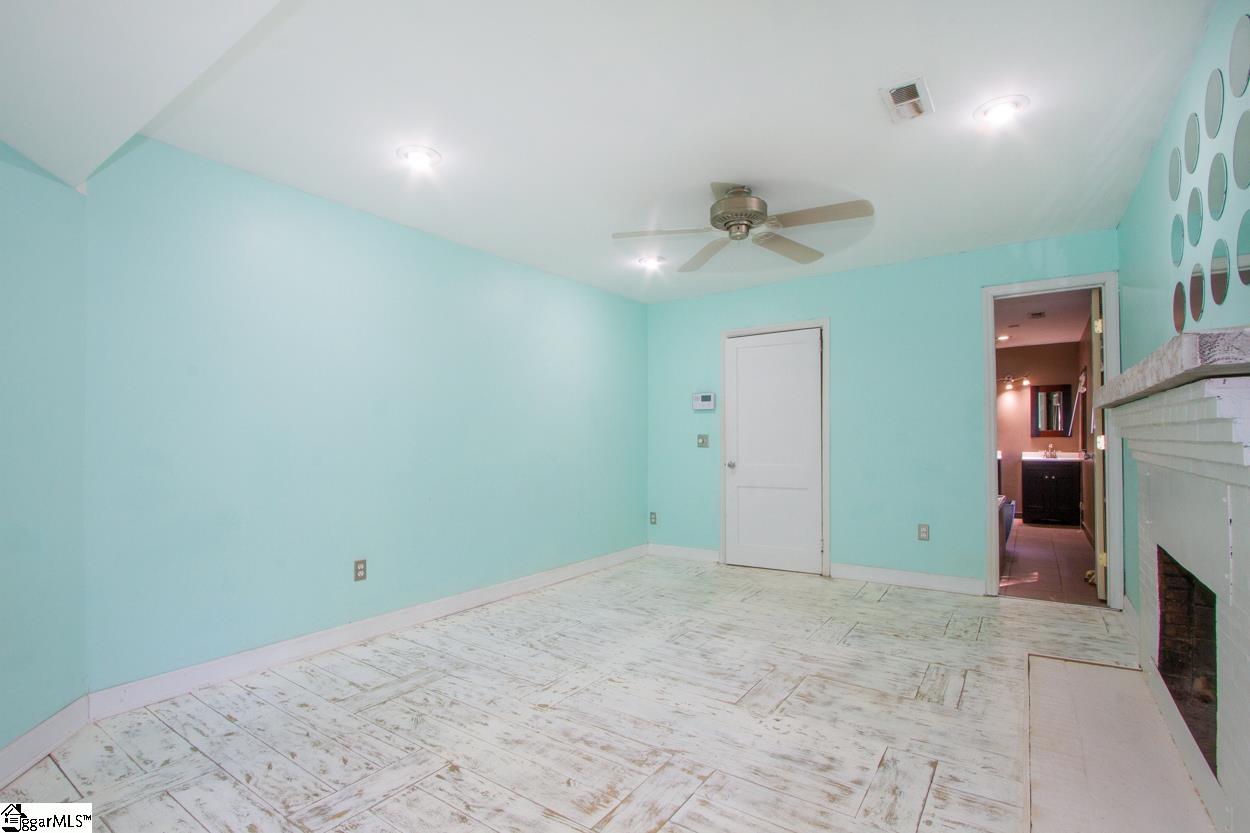 214 McNeely Road Piedmont, SC 29673 - Photo 17 of 23 Gallery Image 17