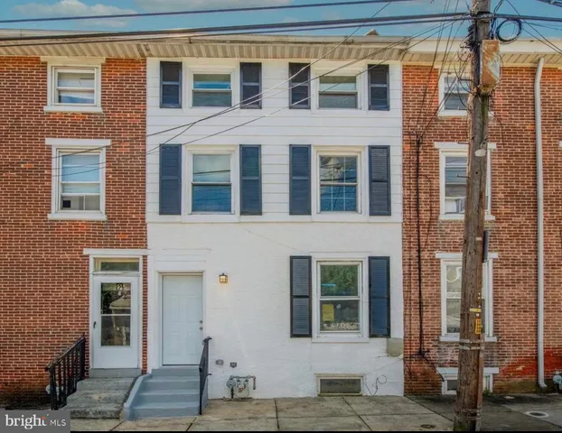 $249,900 | 4 3rd Street, Brookhaven, PA 19015