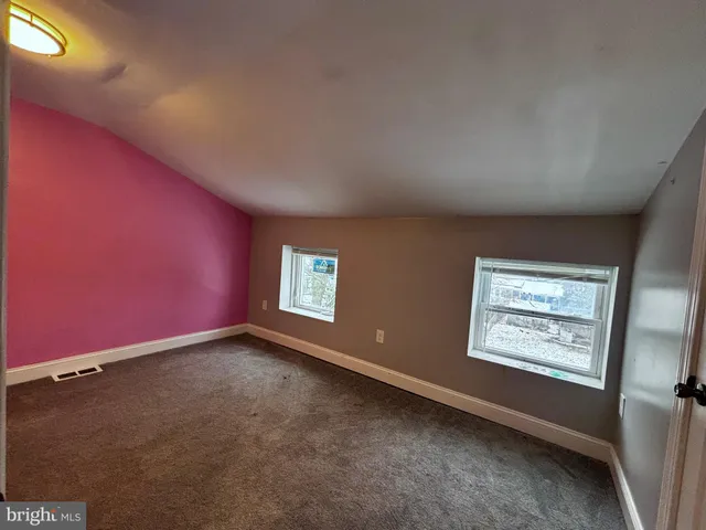 $249,900 | 4 3rd Street, Brookhaven, PA 19015