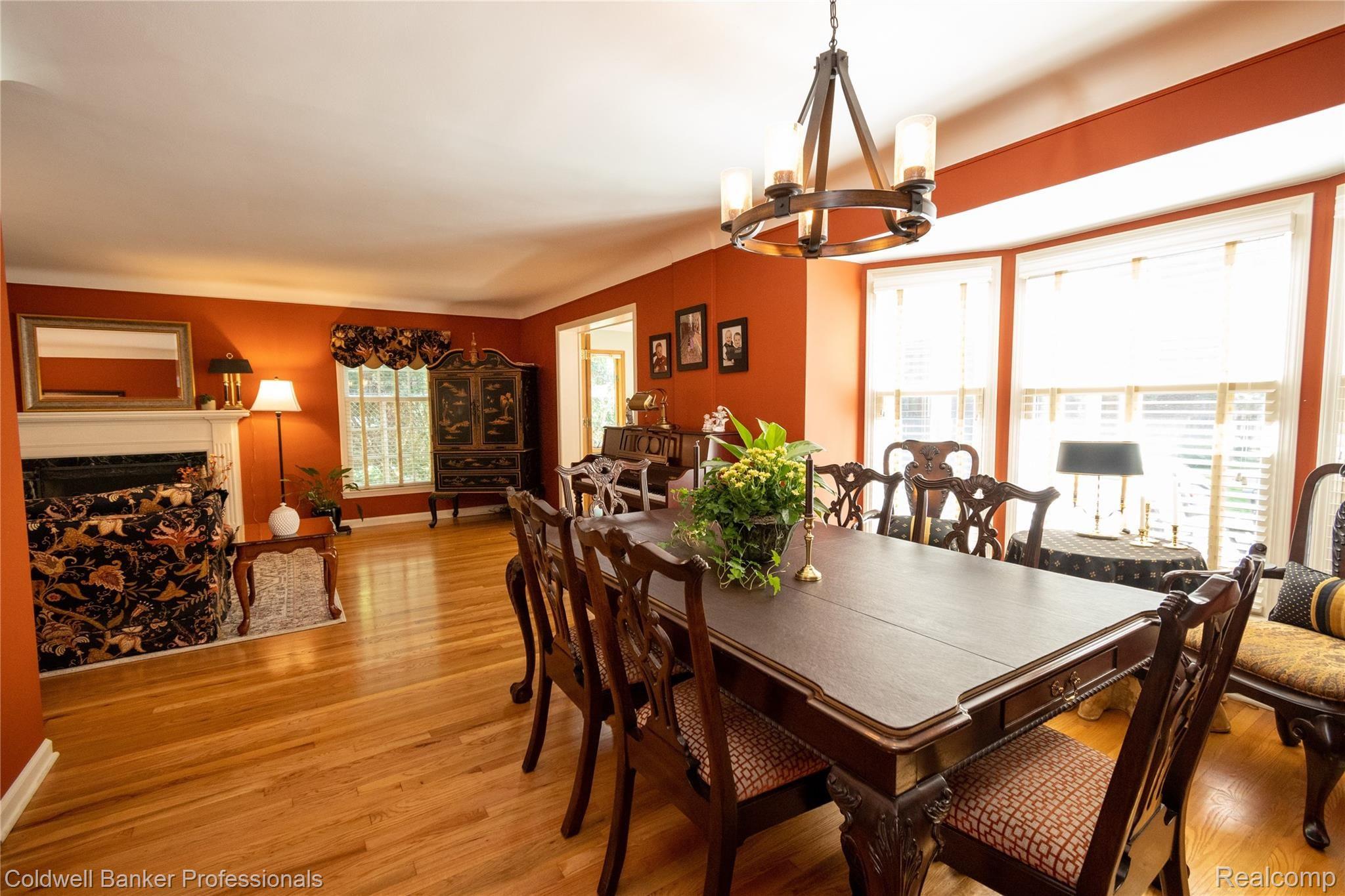 705 Middlesex Road Grosse Pointe, MI 48230 - Photo 8 of 70 DSC_1620.jpg