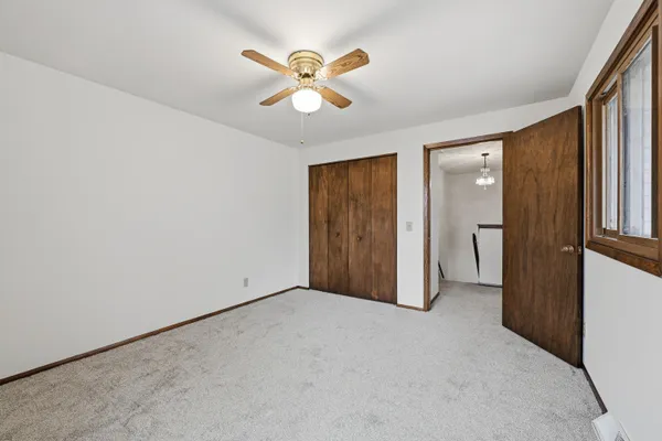 $269,900 | N76-w14655 Fairfield Court, Menomonee Falls, WI 53051