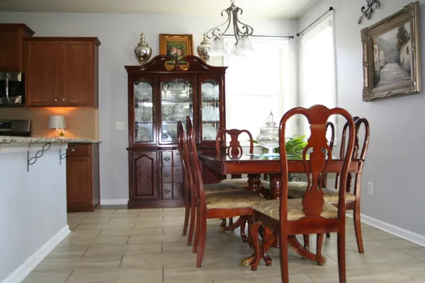 $569,900 | 2013 Austin Drive, Spring Hill, TN 37174