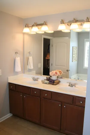 $569,900 | 2013 Austin Drive, Spring Hill, TN 37174