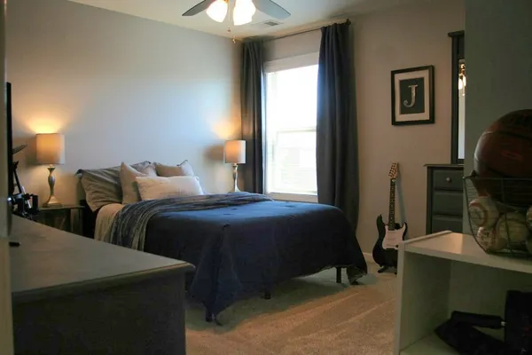 $569,900 | 2013 Austin Drive, Spring Hill, TN 37174