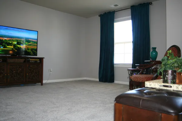 $569,900 | 2013 Austin Drive, Spring Hill, TN 37174