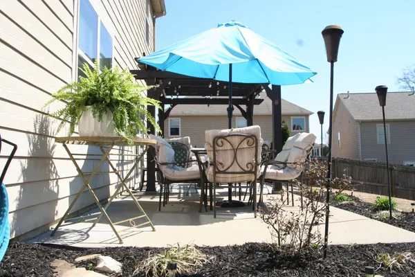 $569,900 | 2013 Austin Drive, Spring Hill, TN 37174