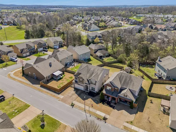 $569,900 | 2013 Austin Drive, Spring Hill, TN 37174