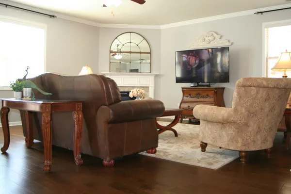 $569,900 | 2013 Austin Drive, Spring Hill, TN 37174