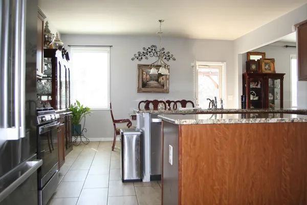 $569,900 | 2013 Austin Drive, Spring Hill, TN 37174