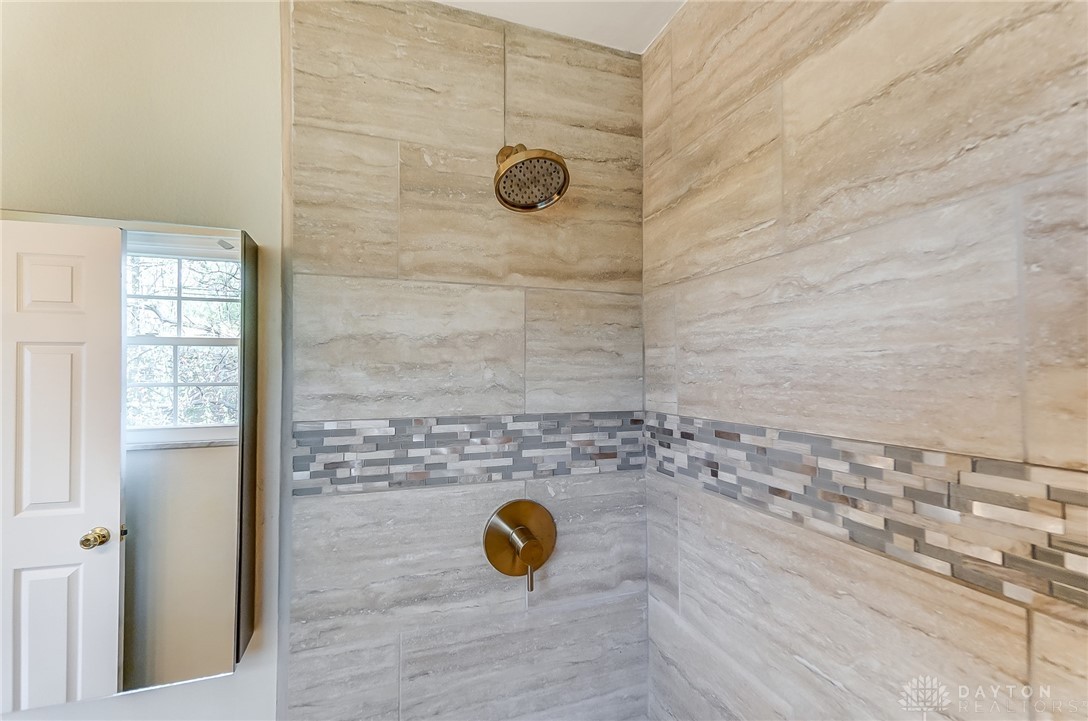 1013 Rio Lane Kettering, OH 45429 - Photo 39 of 59 Gallery Image 39