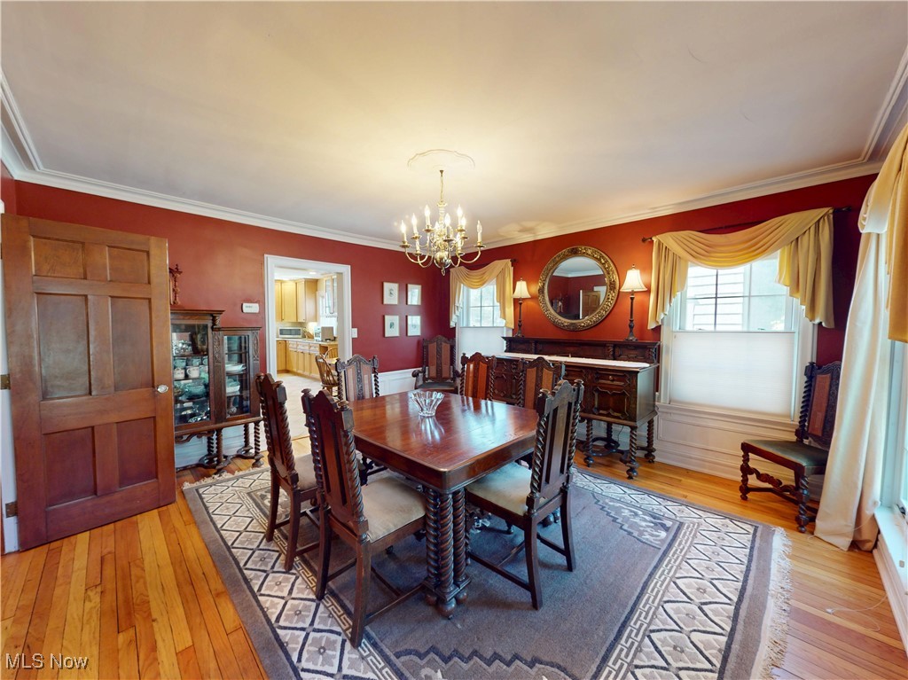3224 Warrington Road Cleveland, OH 44120 - Photo 3 of 45 Gallery Image 3