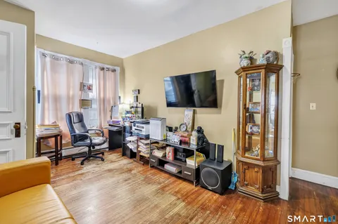 $675,000 | 9 Quintard Avenue, Norwalk, CT 06854