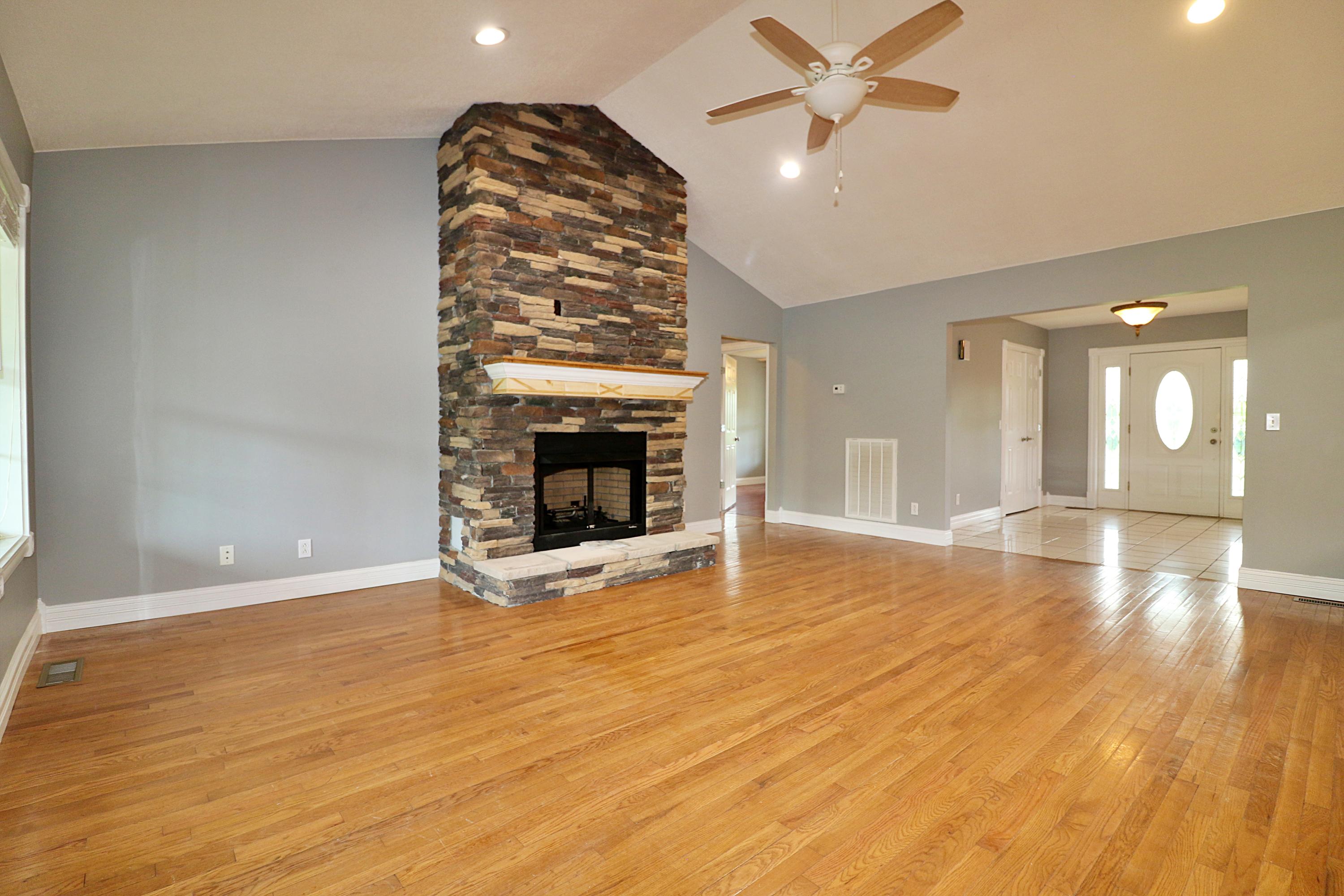 1525 Isham Road Winfield, TN 37892 - Photo 7 of 40 094A4383