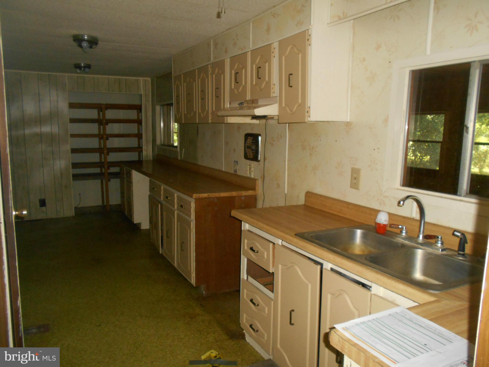 4958 Skeet Club Road Hurlock, MD 21643 - Photo 4 of 14 Kitchen