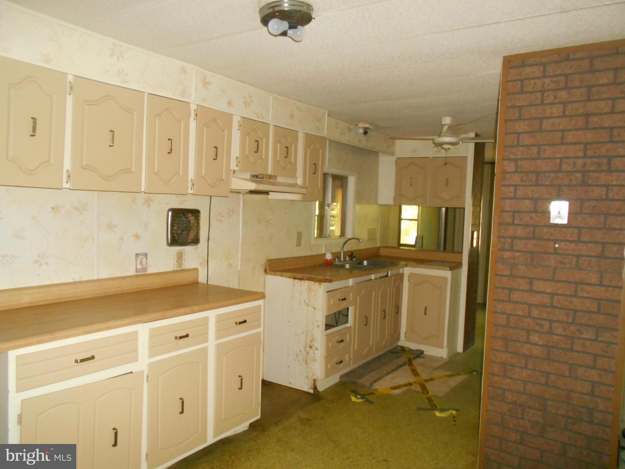 4958 Skeet Club Road Hurlock, MD 21643 - Photo 6 of 14 Kitchen