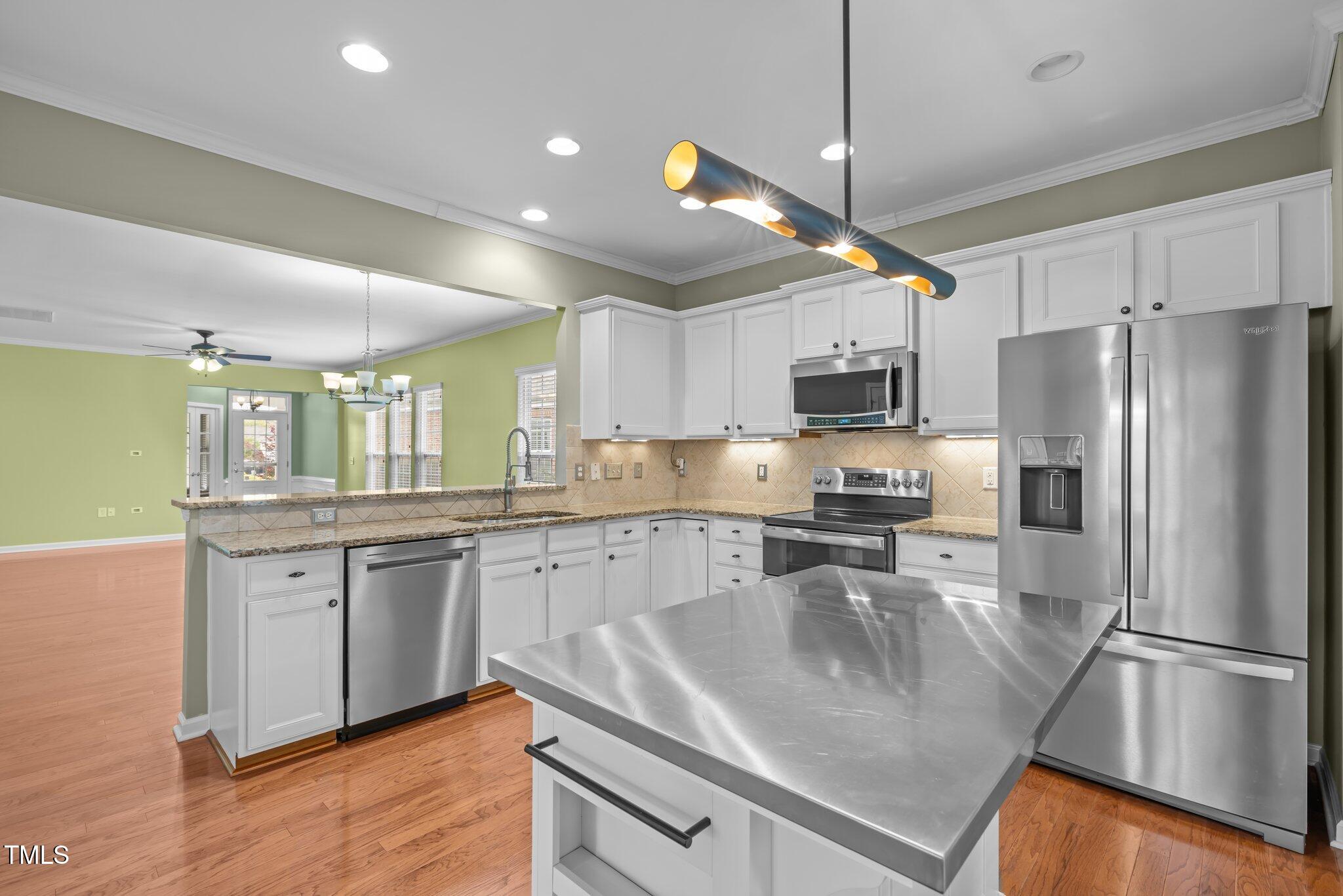 320 Easton Grey Loop Cary, NC 27519 - Photo 15 of 44 25-web-or-mls-5Z8A8201