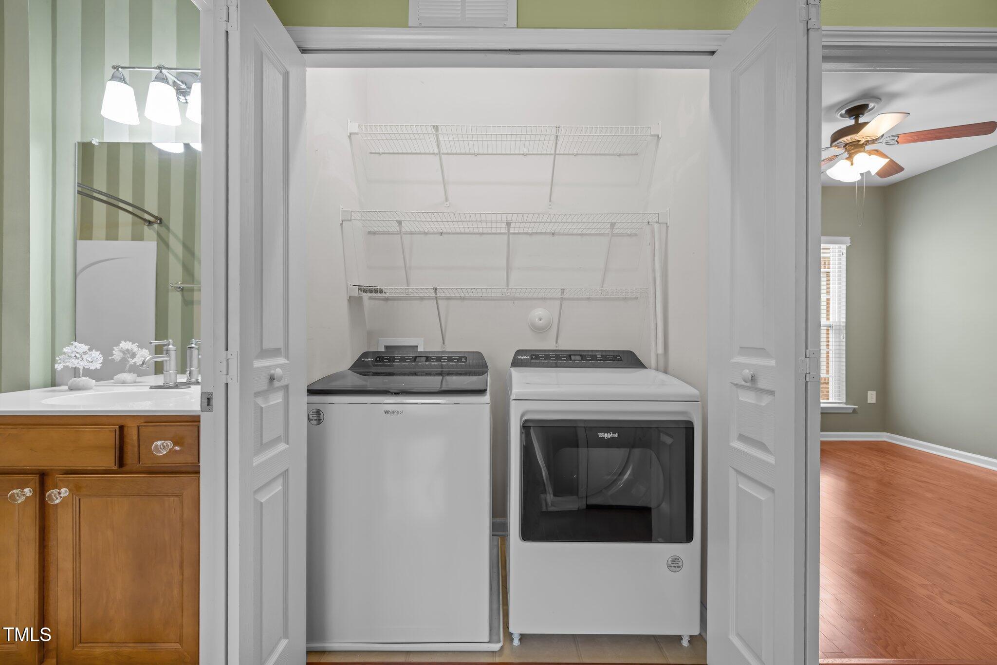 320 Easton Grey Loop Cary, NC 27519 - Photo 25 of 44 10-web-or-mls-5Z8A8156