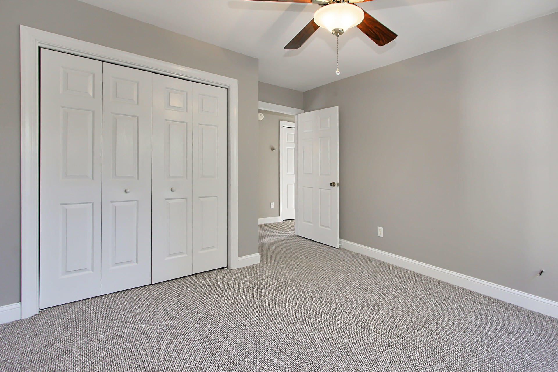 1077 Mathis Ferry Road Mount Pleasant, SC 29464 - Photo 33 of 37 34 - Mathis
