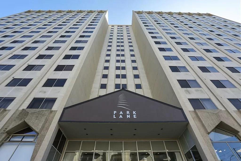 2479 Peachtree St NE Unit 1001