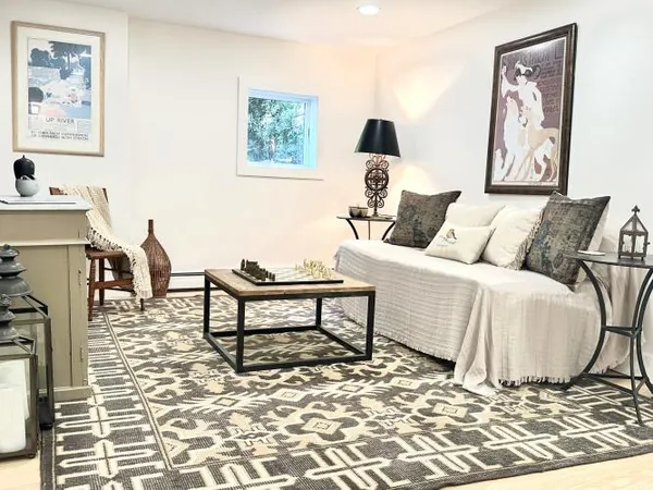 $969,000 | 4660 Deep Hole Drive, Mattituck, NY 11952