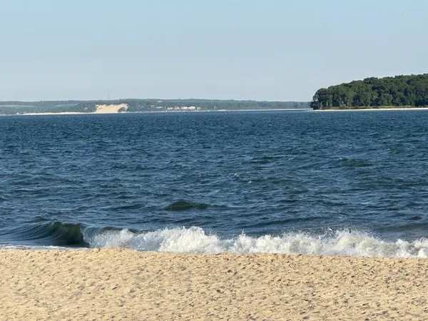$969,000 | 4660 Deep Hole Drive, Mattituck, NY 11952