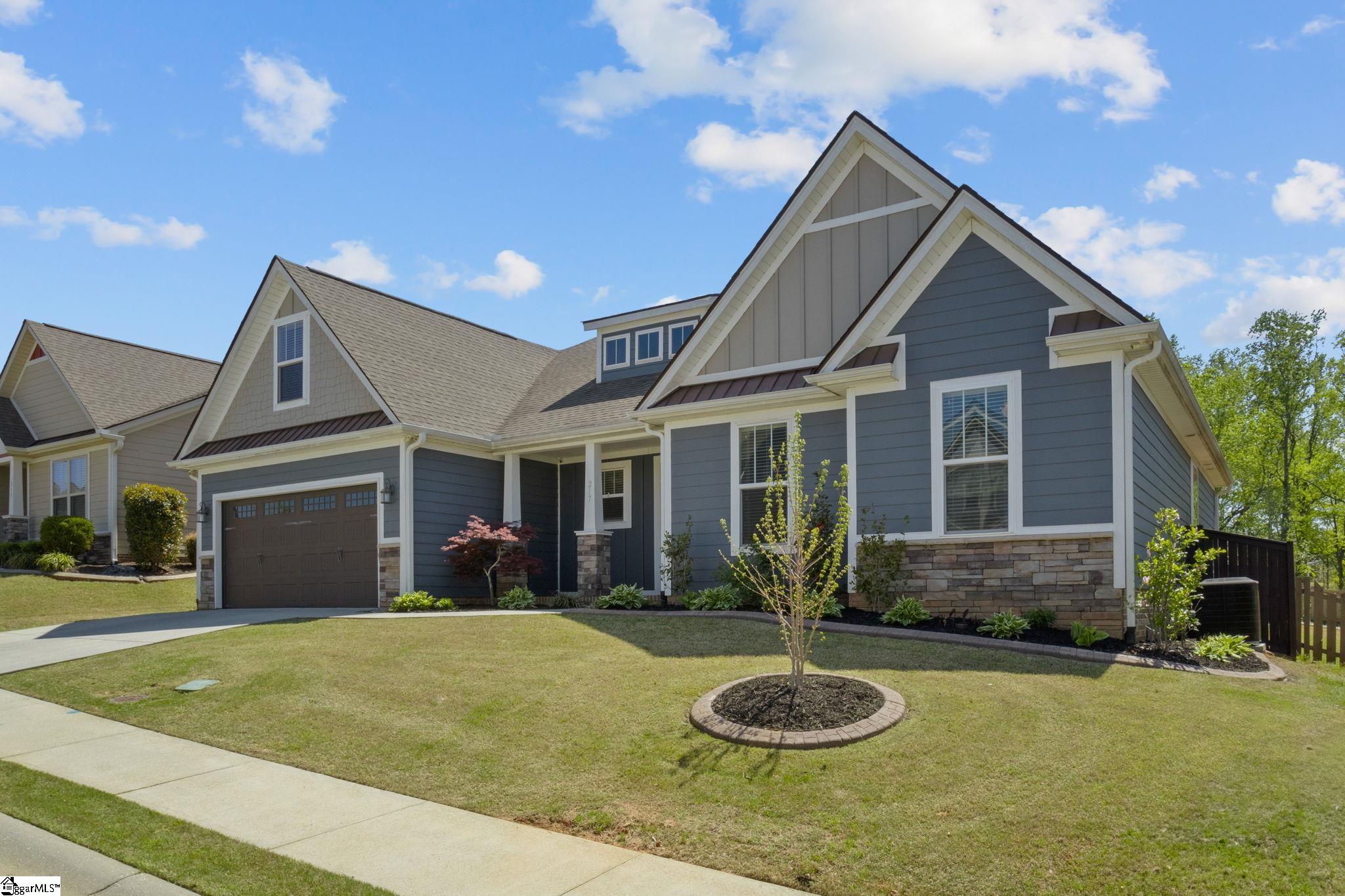 217 Longfellow Way Simpsonville, SC 29681 - Photo 2 of 43