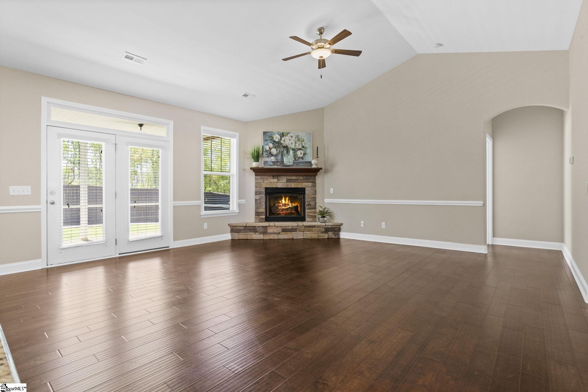 217 Longfellow Way Simpsonville, SC 29681 - Photo 10 of 43
