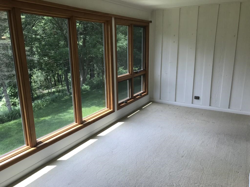 2305 Ridgeview Drive Wausau, WI 54401 - Photo 8 of 23