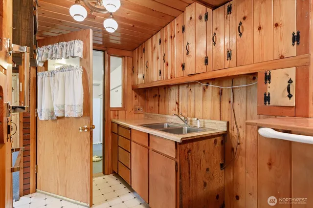 $449,000 | 1311 H Avenue, Anacortes, WA 98221