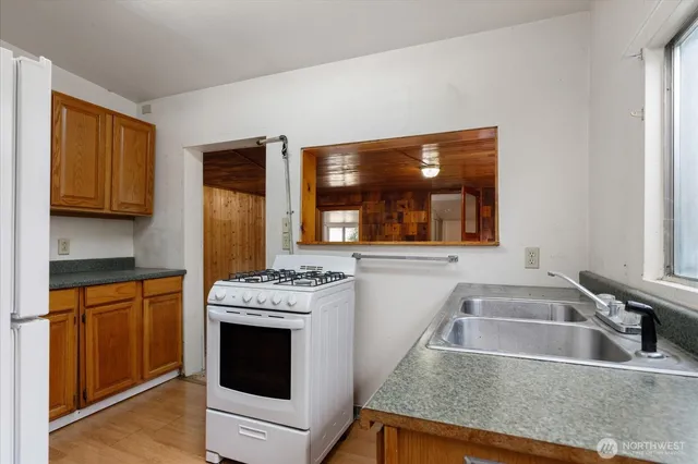 $449,000 | 1311 H Avenue, Anacortes, WA 98221