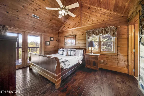 $879,900 | 838 Bear Run Way, Sevierville, TN 37862