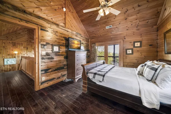 $879,900 | 838 Bear Run Way, Sevierville, TN 37862