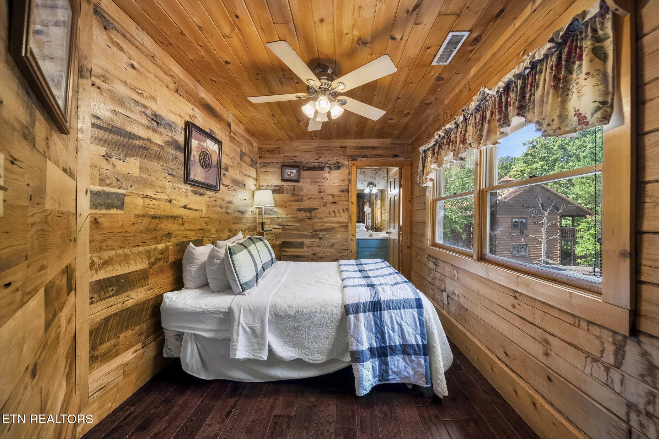 838 Bear Run Way Sevierville, TN 37862 - Photo 28 of 58 dsc07015