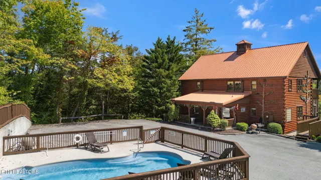 $1,049,900 | 838 Bear Run Way, Sevierville, TN 37862